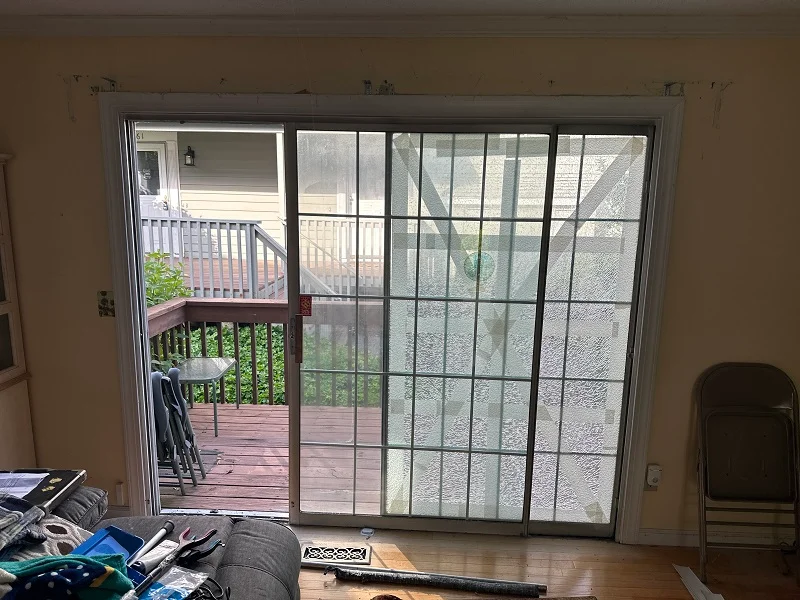 Low quality sliding patio door